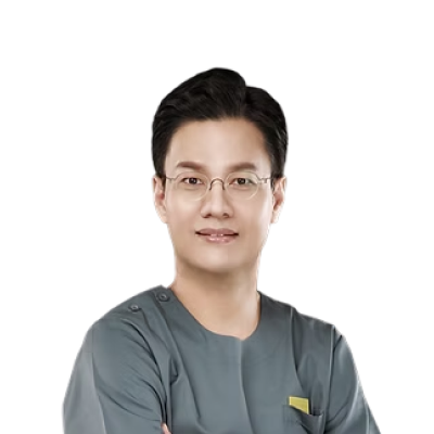 Portrait of Kim Ju-yong, Medical Director